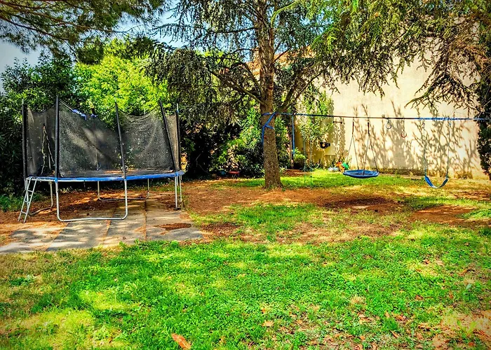 Le Gite D\'Entressen Studio Piscine Jeux & Petanque Istres Miramas